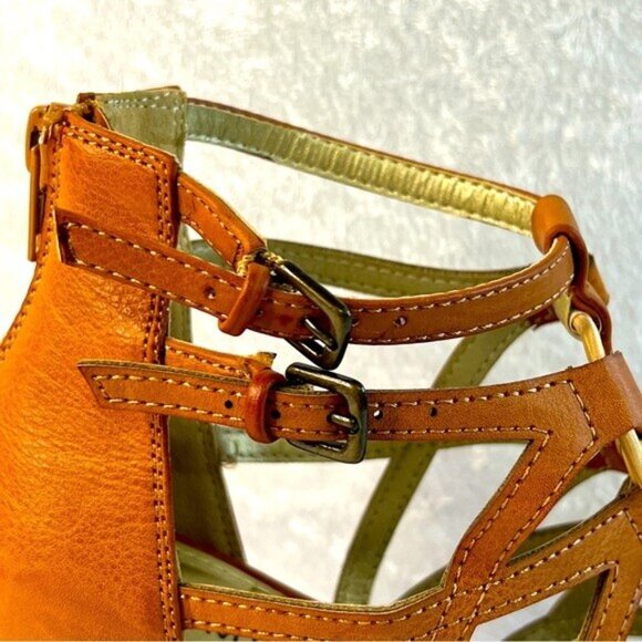 RAMPAGE Sandals Womens 9.5 Brown Strappy Ankle Block Heel Back Zip - Picture 4 of 11